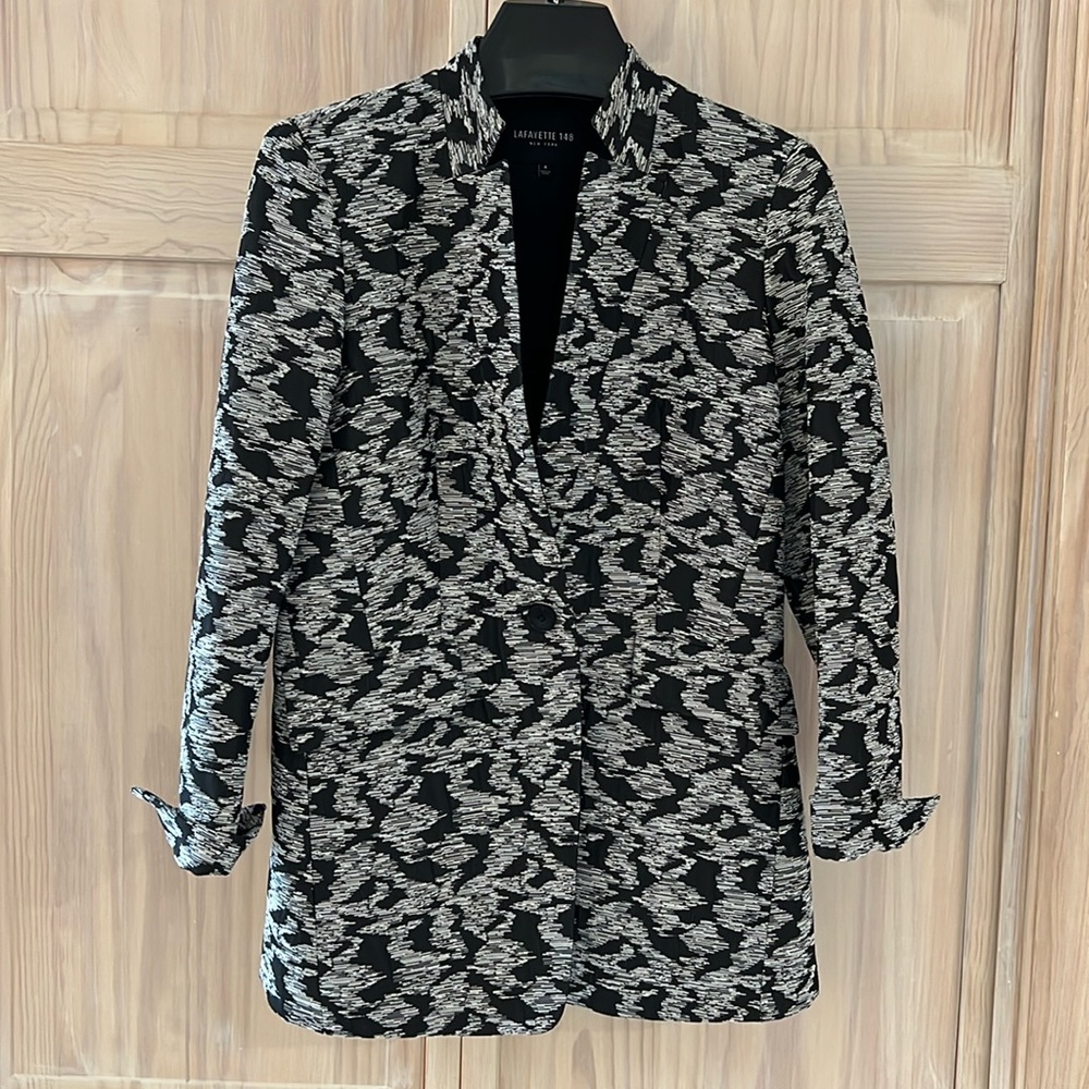 Lafayette 148 jacket size 4